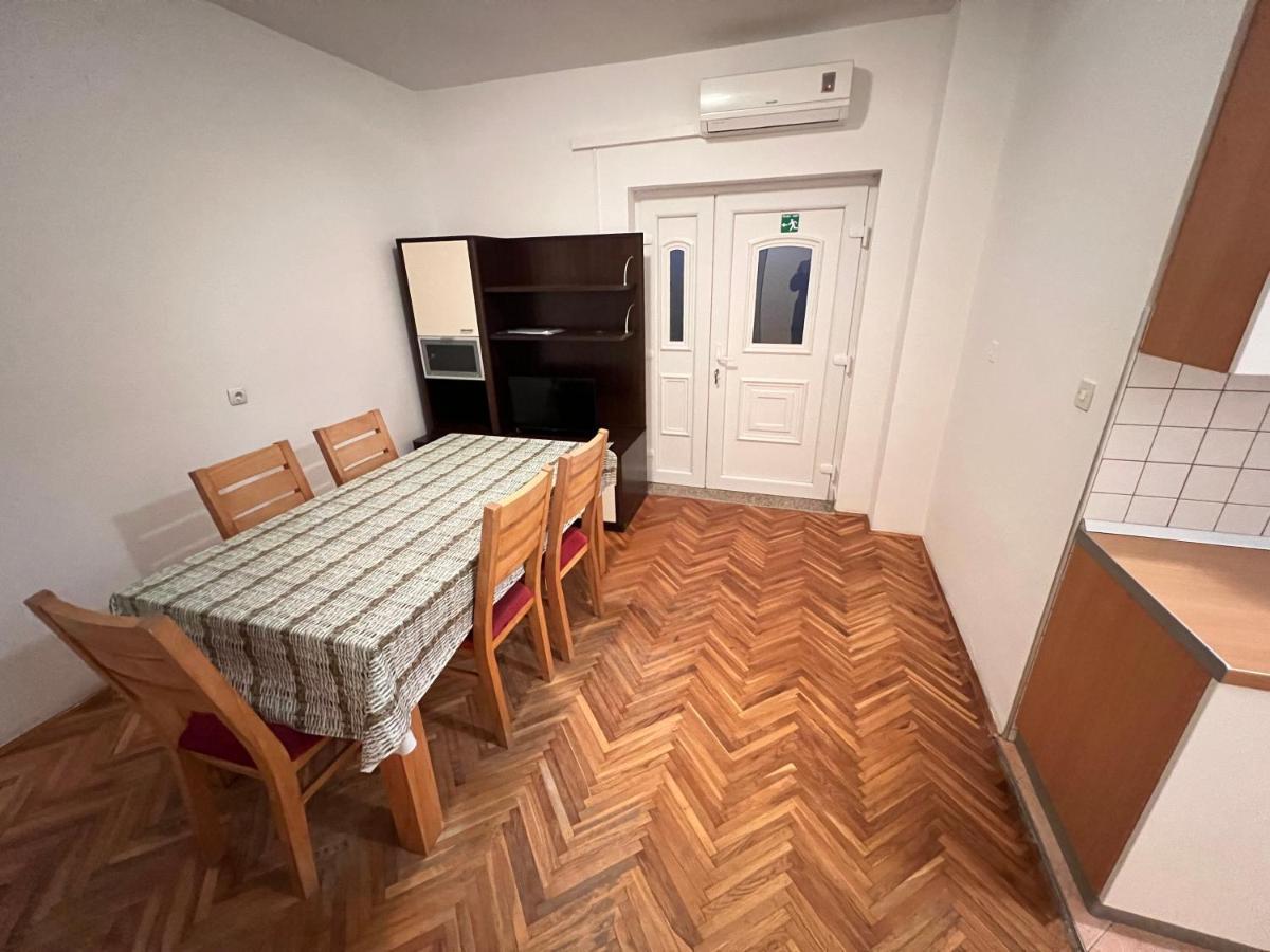 Apartments Piculjan Lopar Exterior foto