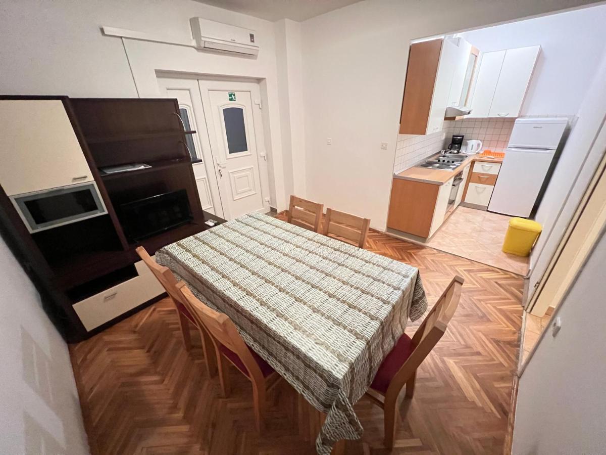 Apartments Piculjan Lopar Exterior foto