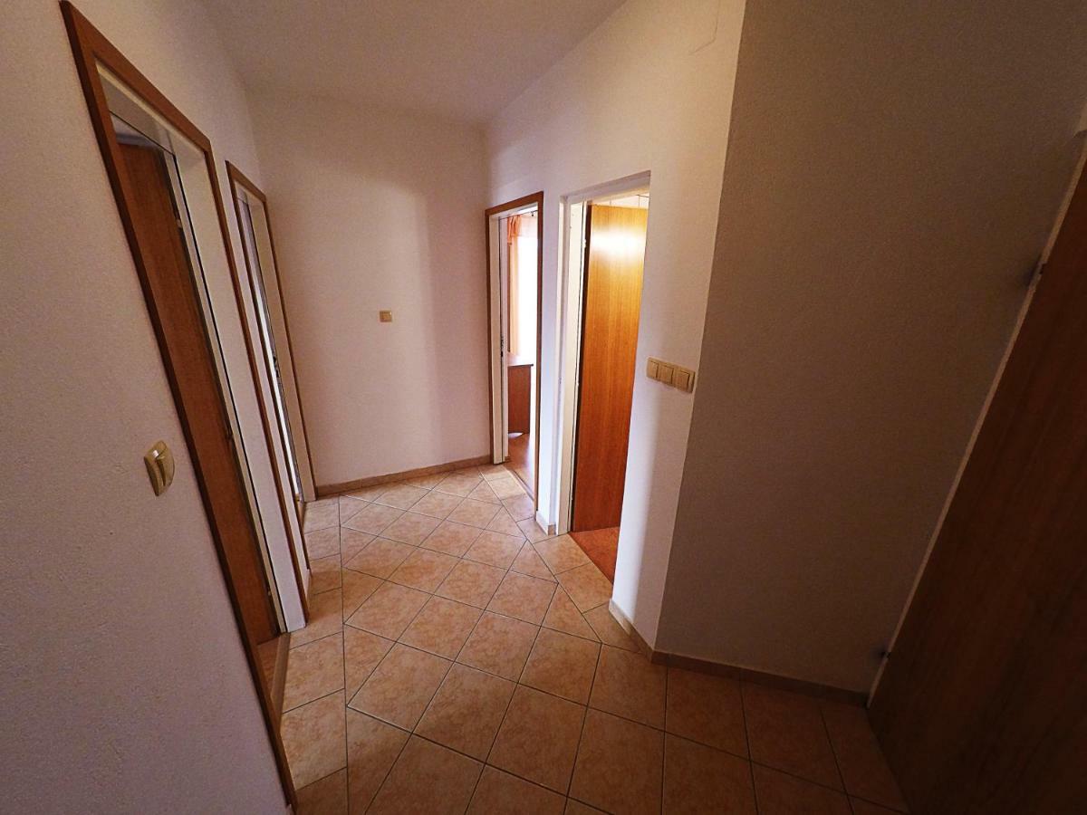 Apartments Piculjan Lopar Exterior foto
