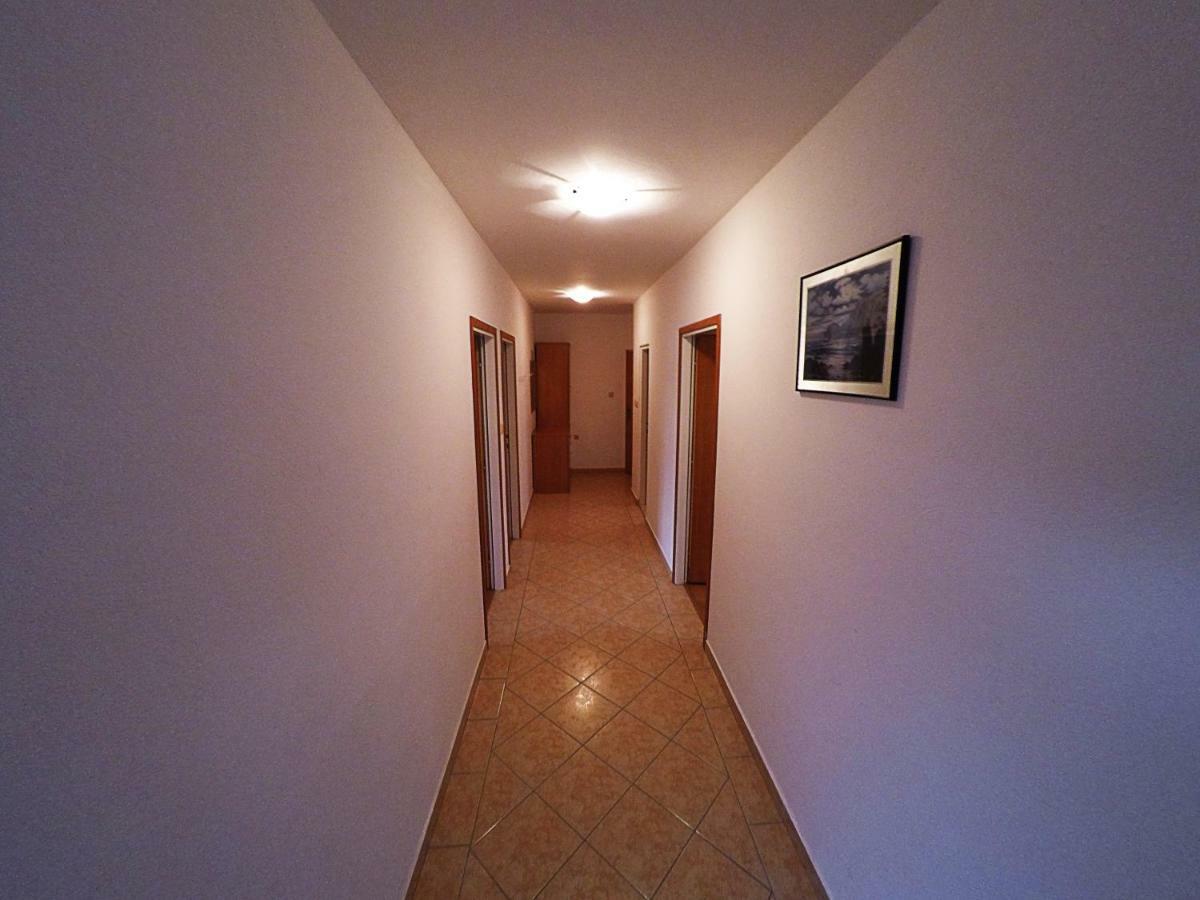 Apartments Piculjan Lopar Exterior foto